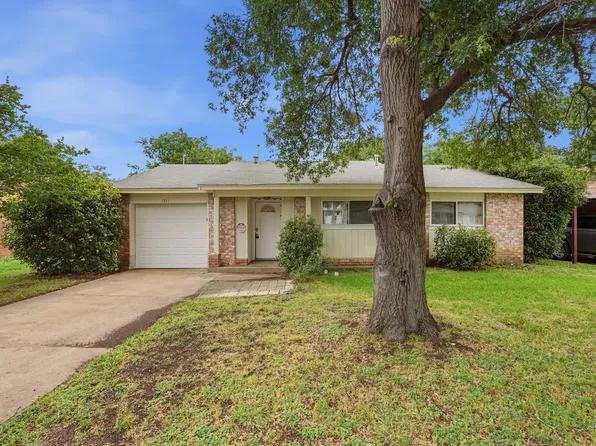1511 E Tucker Blvd, Arlington, TX 76010