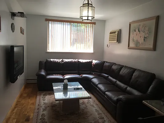 Rented by Onyx | media 14