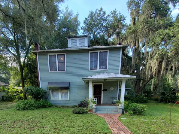 2211 Saint Johns Ave, Palatka, FL 32177