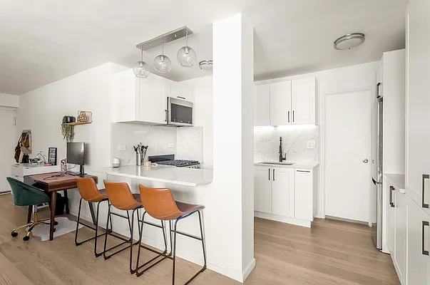 233 East 70th Street #14V in Lenox Hill, Manhattan | StreetEasy