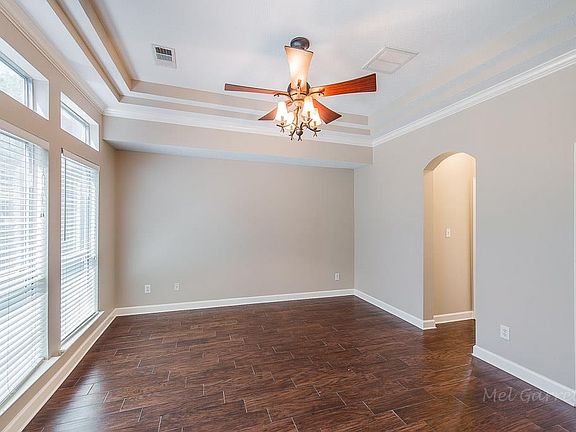 4th image of 3803 Sabrina Oaks Ln