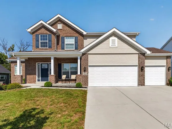 823 Silver Buck Ln, Chesterfield, MO 63005