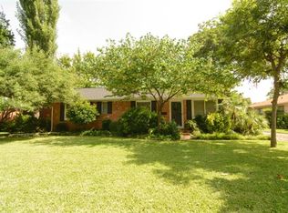 3314 Lockmoor Ln, Dallas, TX 75220