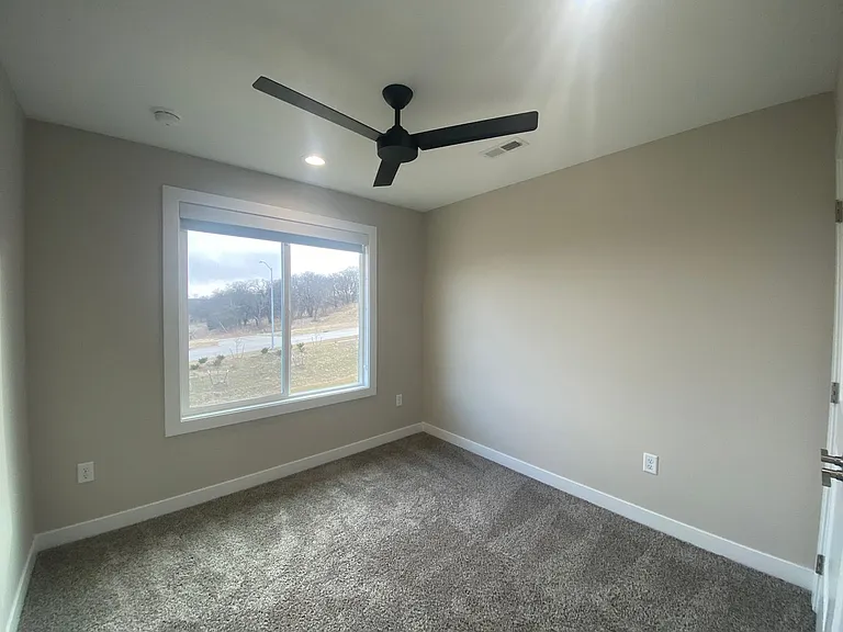 10168 Divine Pl — Photo 17