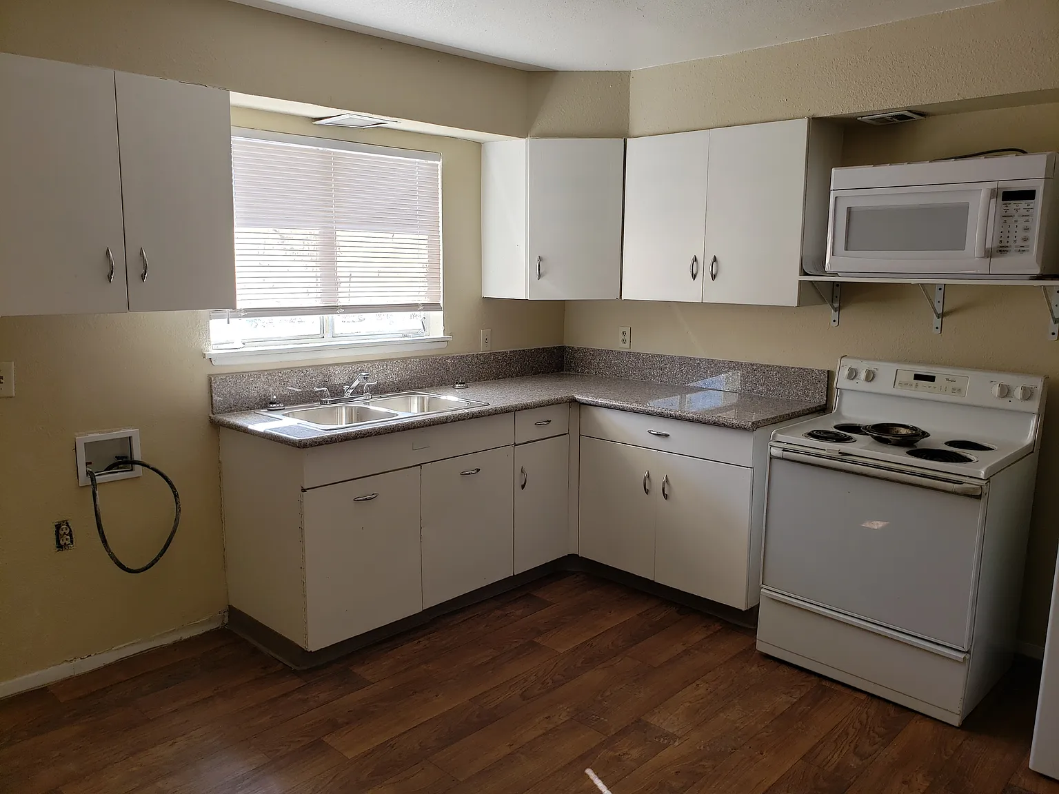 2 Bedroom Duplex — Photo 2