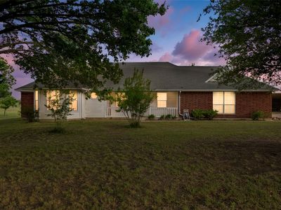 302 Blue Ribbon Rd, Waxahachie, TX, 75165
