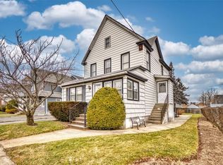 150 Jefferson St, Inwood, NY 11096