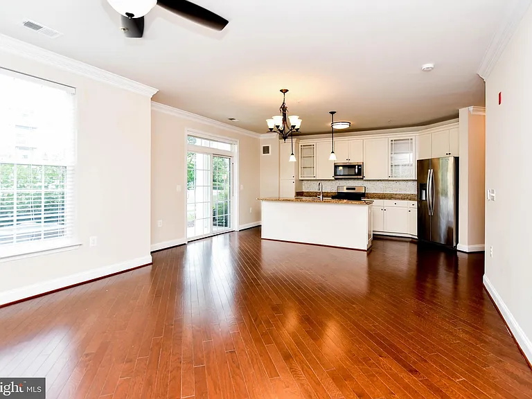 3910 Doc Berlin Dr #13 — Photo 32