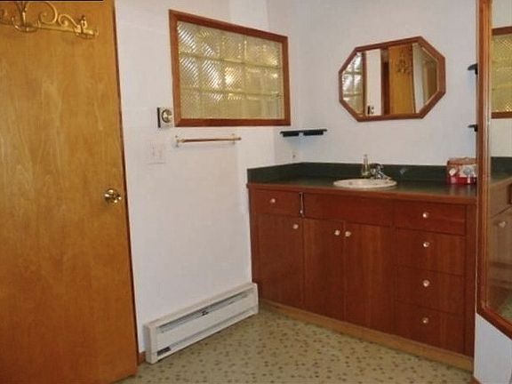 Bathroom Vanity