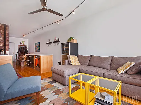 Sold by Bellmarc Realty | media 3