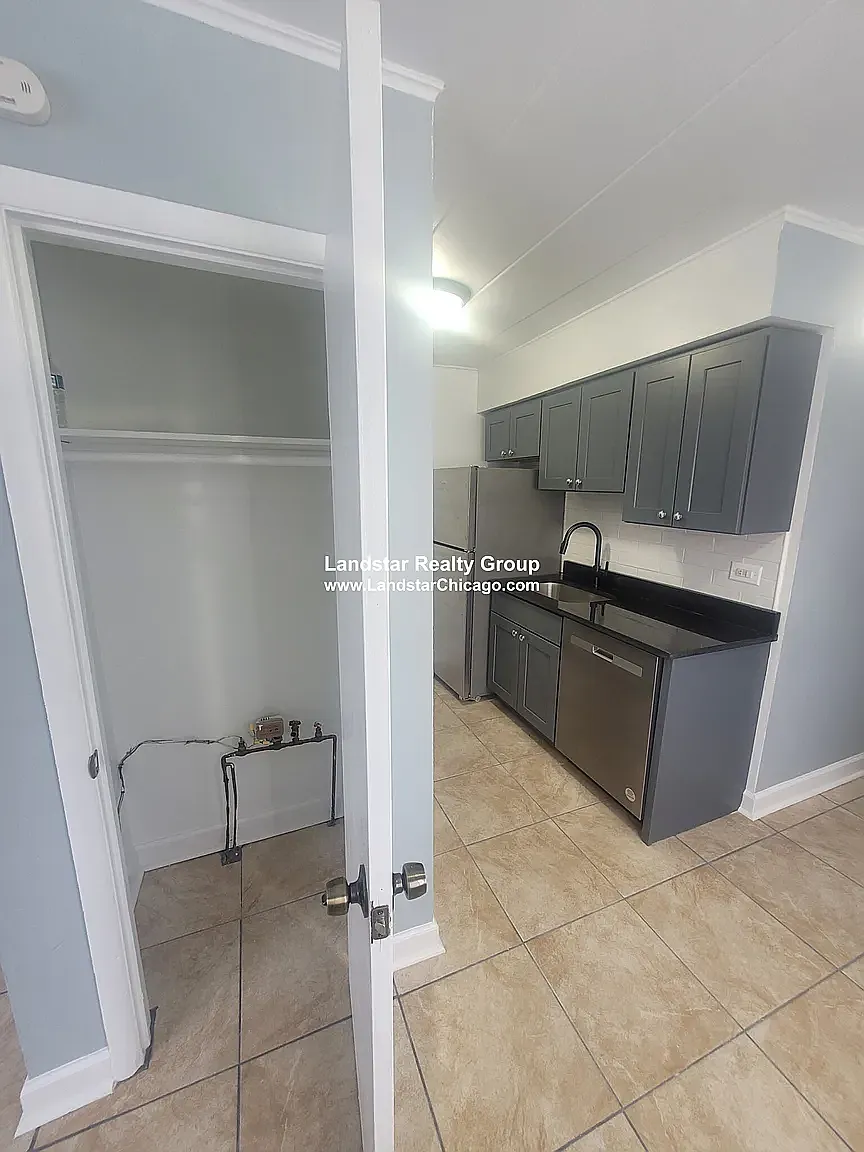 1 bed, 650 sqft, $1,500 — Photo 3