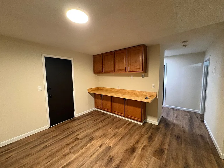 81 Fisherville Rd — Photo 16