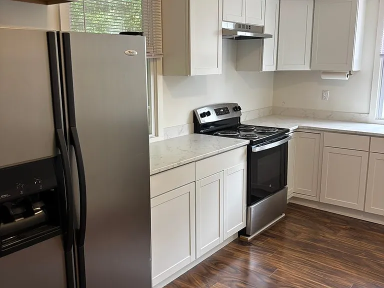 1 Magnolia St — Photo 6