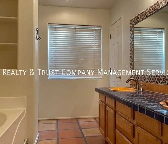 4935 N Sabino Gulch Ct — Photo 7