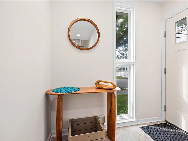 7024 Calvert Ave #B — Photo 6