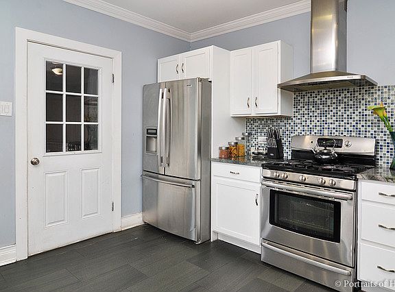 5th image of 1556 Norfolk Ave