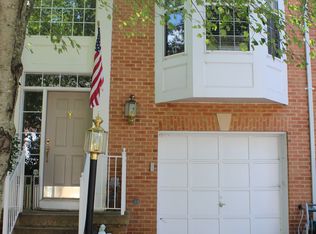 1262 Wild Hawthorn Way, Reston, VA 20194