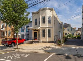 810 19th St, Union City, NJ 07087