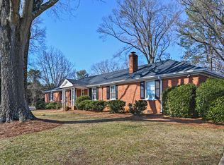 2665 Grosvenor Pl #B, Winston Salem, NC 27106