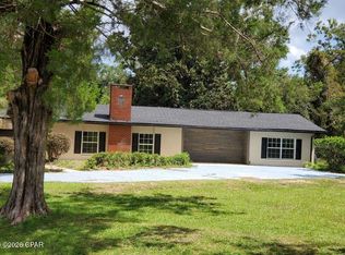 807 Maple St, Chipley, FL 32428