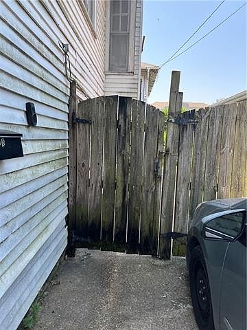 1st image of 3800 Franklin Ave #B
