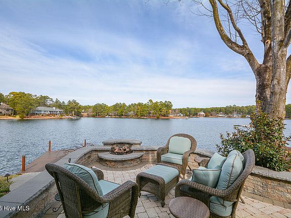 3rd image of 6 Westlake Pointe Drive