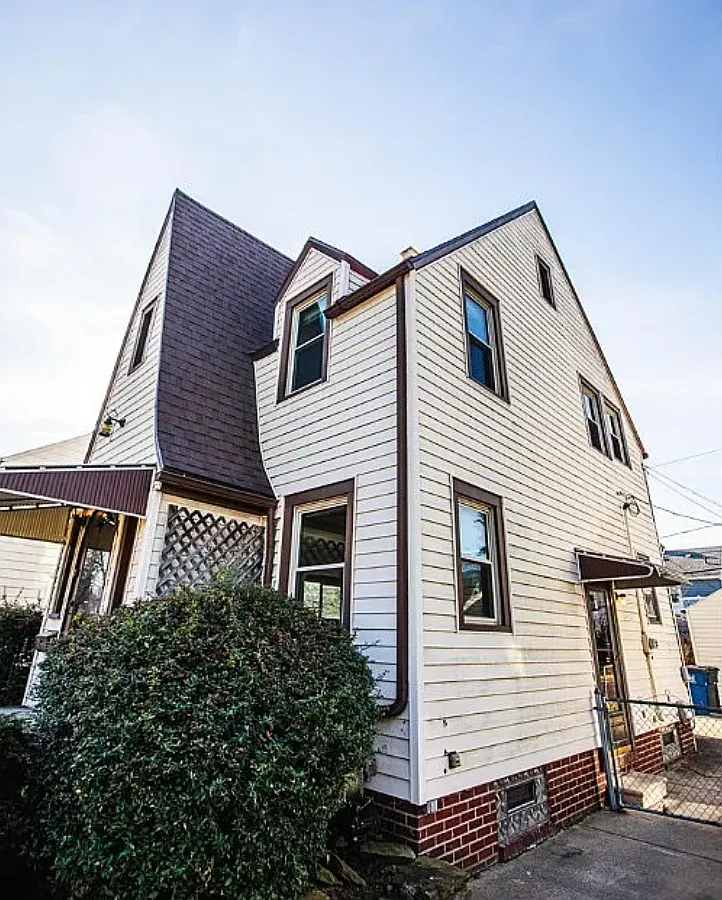 3 bed, 1225 sqft, $1,600 — Photo 4