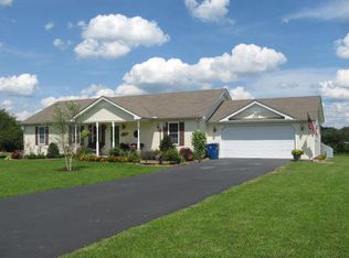 335 Reagor Ln, Paris, TN 38242