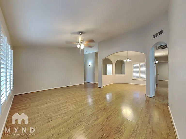 10257 W Pasadena Ave — Photo 5