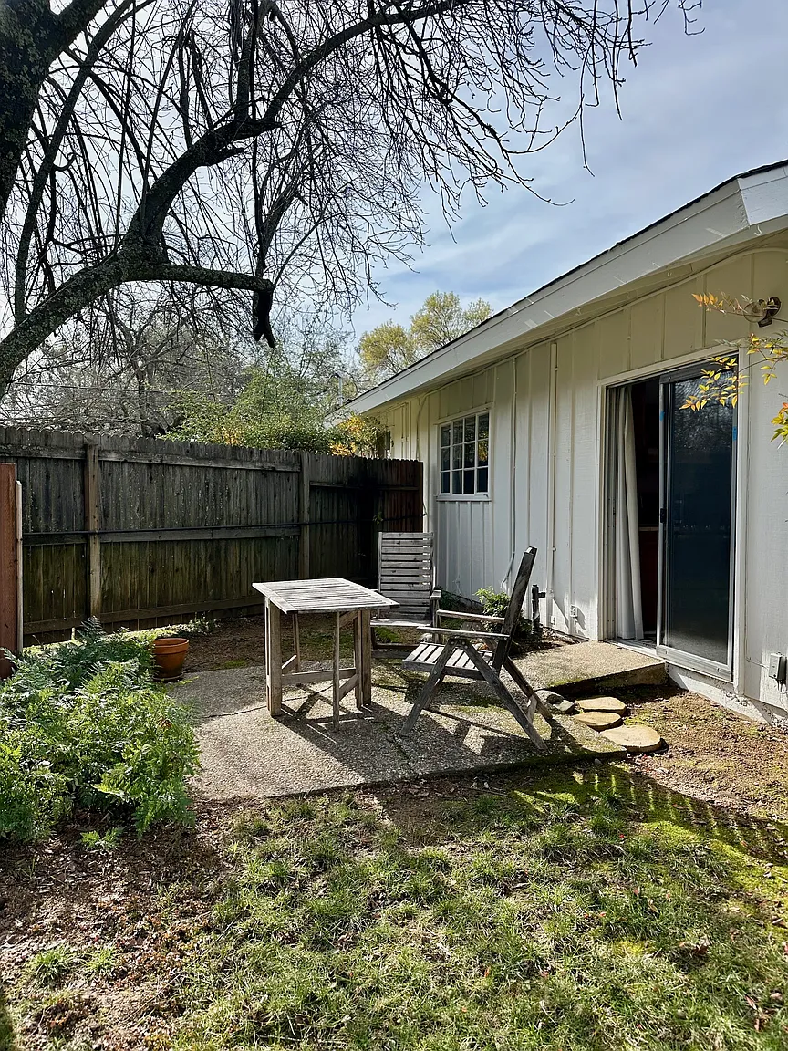6181 Wise Rd photo 1