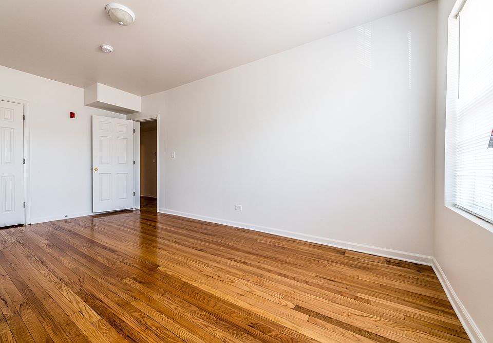 1st image of 404 School St #902-1S