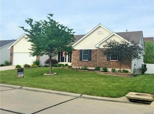 2414 Nalpak Dr, Saint Peters, MO 63376