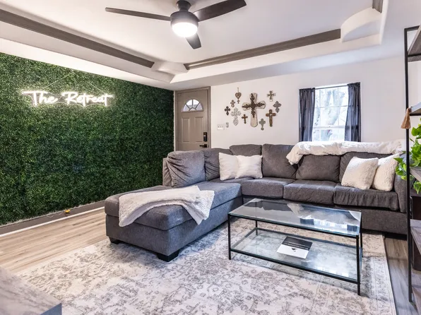 1215 E Line St, Tyler, TX 75702