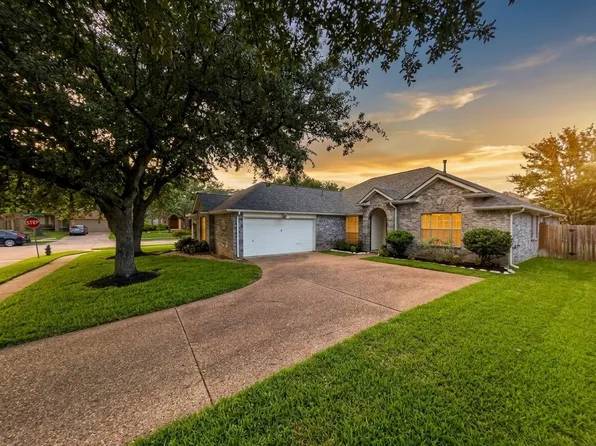 9618 Meadowchase Ct, Houston, TX 77065
