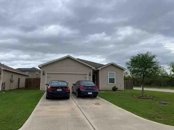 1000 Walnut Ln, Brookshire, TX 77423