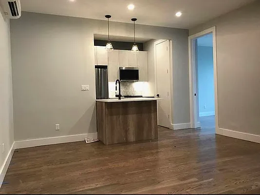 Rented by Reside New York | media 7