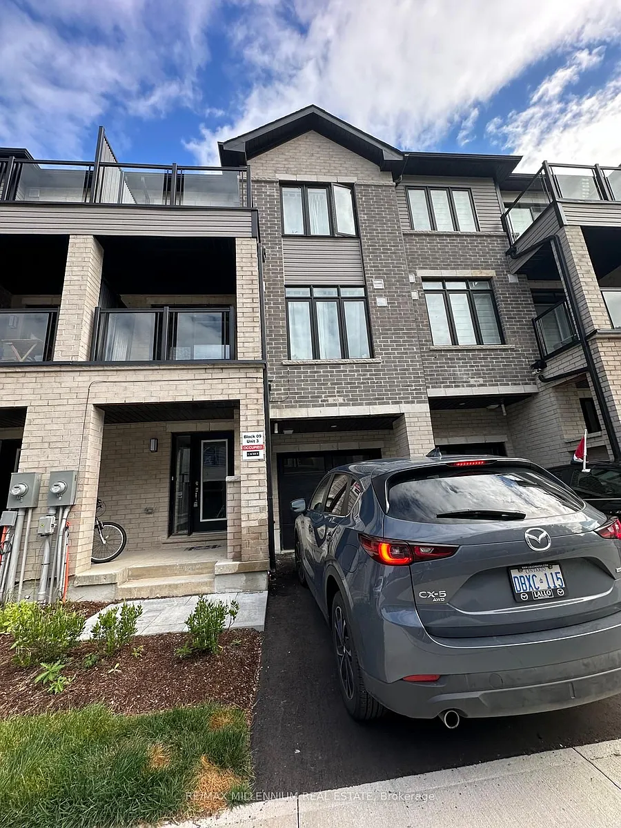 Building Photo - 585 Colborne St E #903