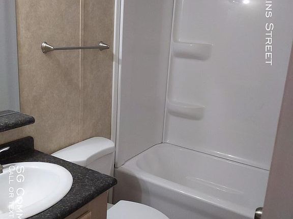 4th image of 1311 Collins St