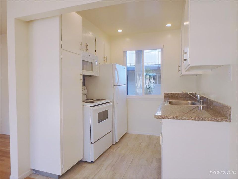 1st image of 1222 Clayton St #25