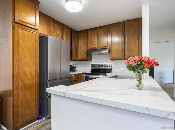 4651 Pico St APT 111, San Diego, CA 92109