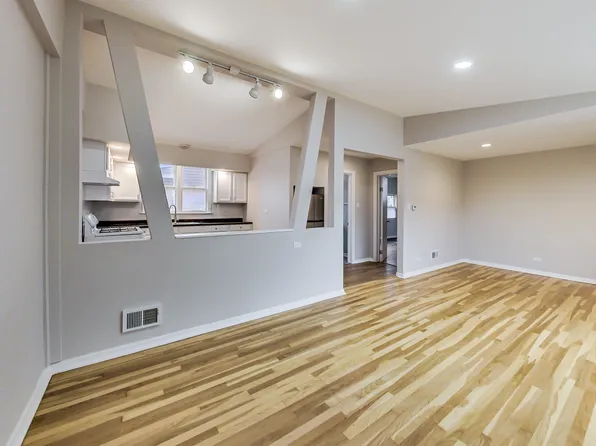 5316 N New England Ave #2, Chicago, IL 60656