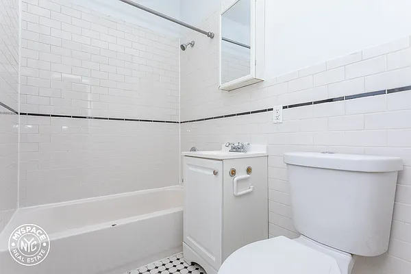 Rented by MySpaceNYC | media 20