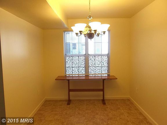 5th image of 14 Normandy Square Ct #3BB
