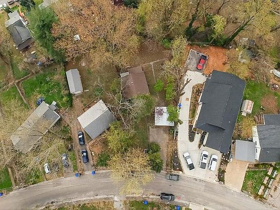 2nd image of 116 S Walker Ln