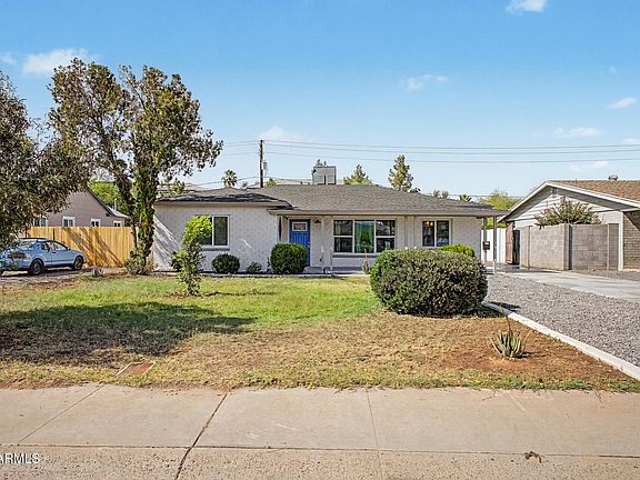 3rd image of 532 E CHEERY LYNN Road