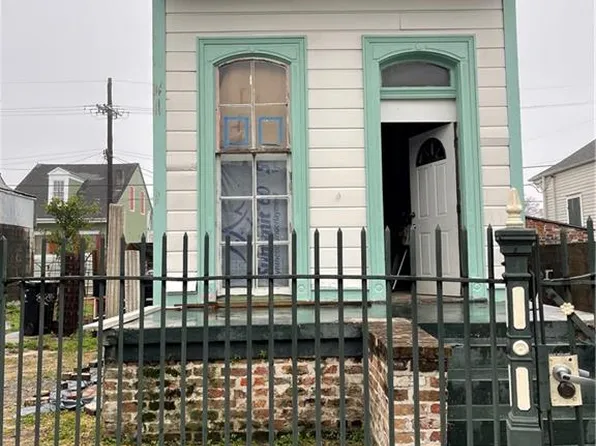1136 Saint Bernard Ave, New Orleans, LA 70116