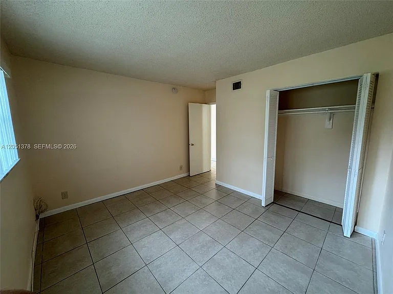 6505 Winfield Blvd #B-2 — Photo 8