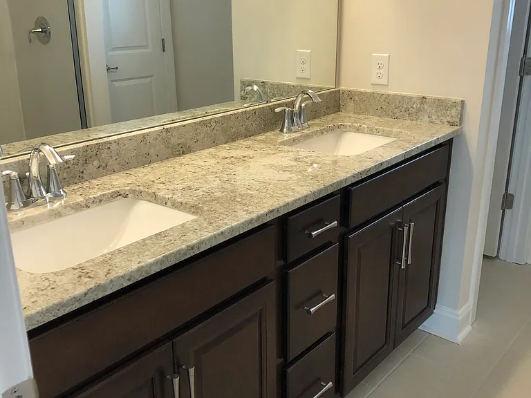481 Spring Hollow Dr — Photo 10
