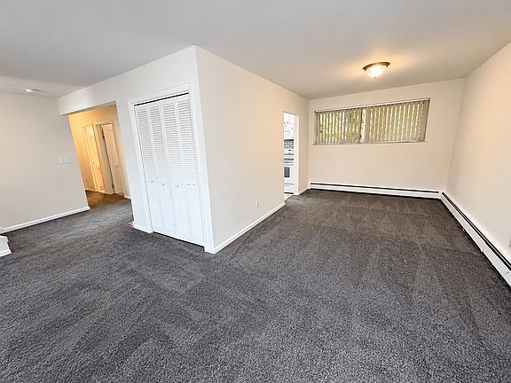 3rd image of 415 Ventura Ct #415
