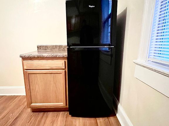 5th image of 3030 Wisconsin Ave NW APT C
